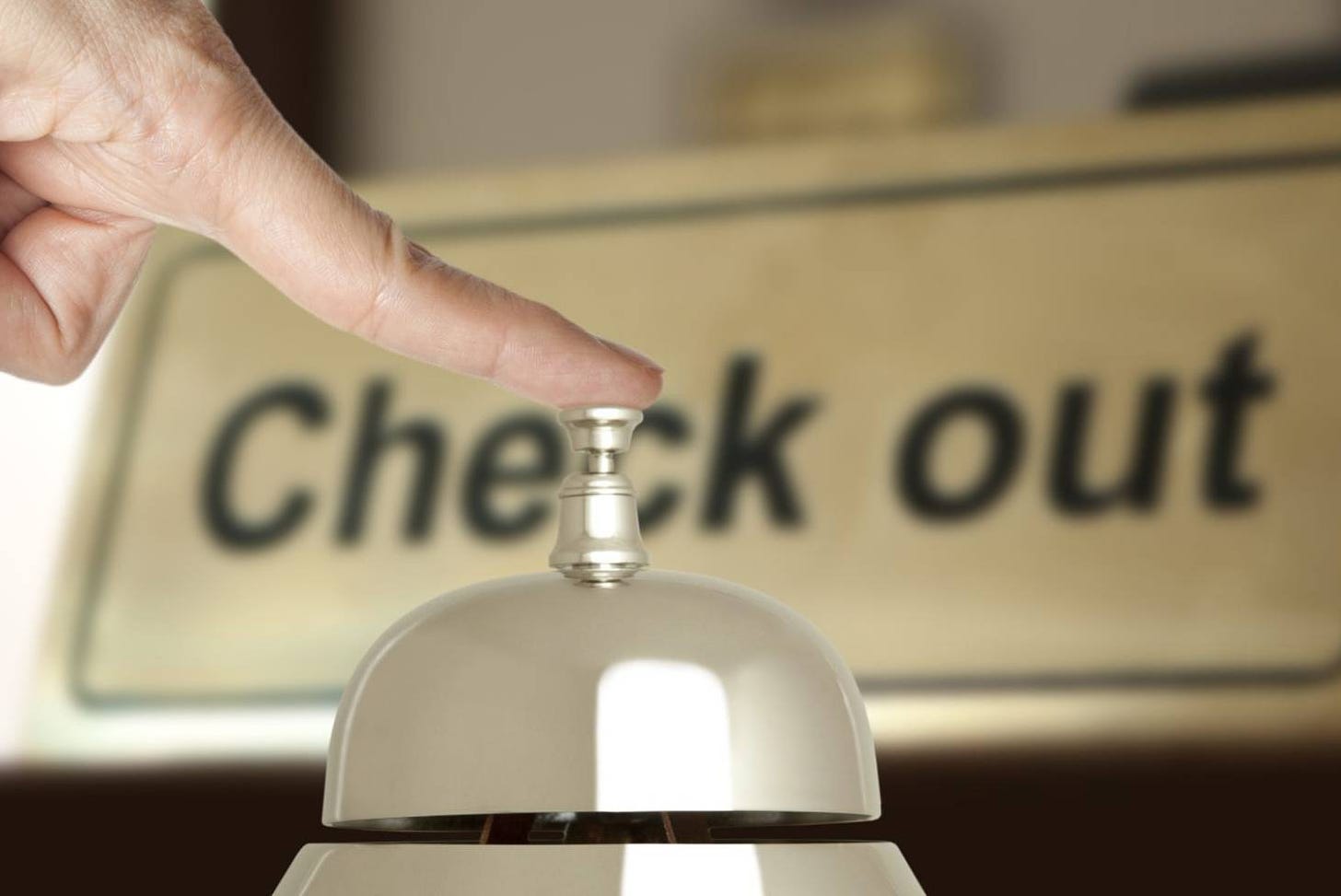 8 things you should never do at hotel checkout | Stuff.co.nz
