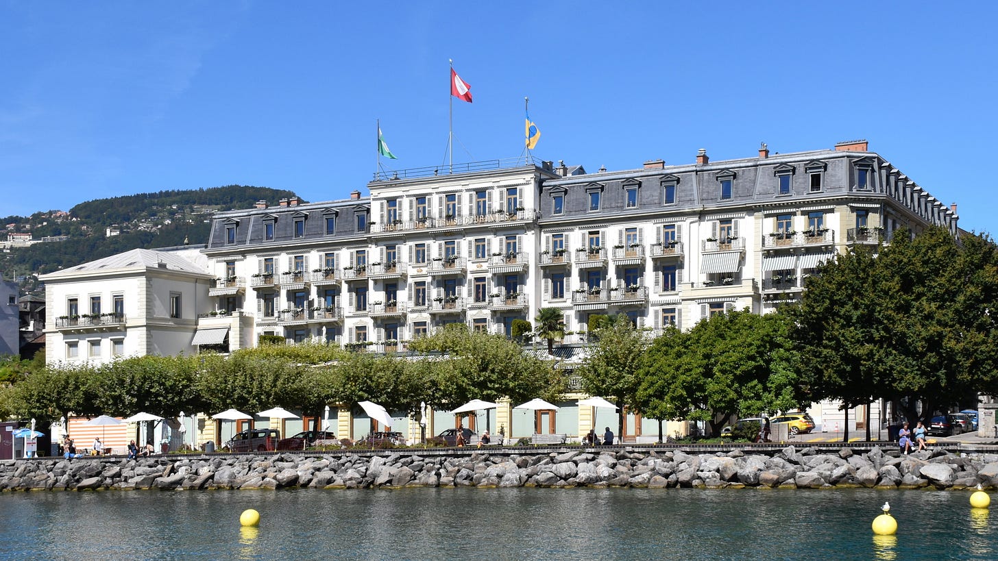 Hotel des Trois Couronnes - Wikipedia