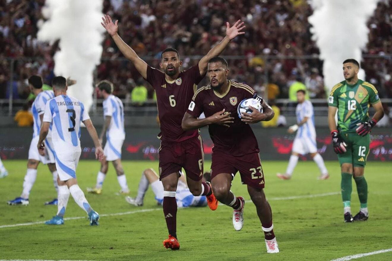 Salomón Rondón celebrando el tanto del empate ante Argentina.