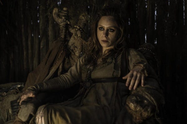 young cersei visits witch on game of thrones 501 recap images 2015