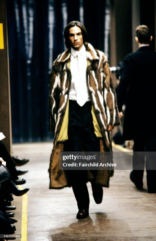 Fendi Fall 2000 Menswear Collection Runway Show News Photo - Getty Images