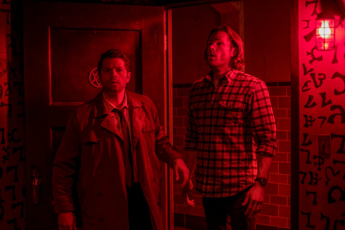 supernatural funeralia 1319 sam winchester with castiel