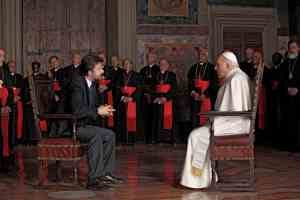 Pope meets with a psychiatrist...while the cardinals observe?