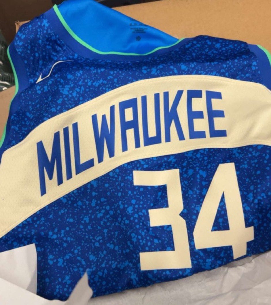 Milwaukee Bucks unveil 'Great Lakes Blue' alternate jersey