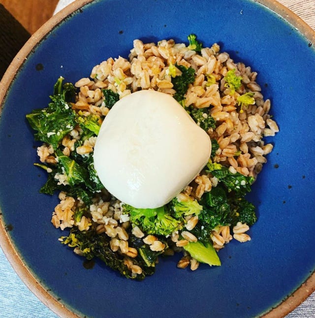 brocoli farro salad