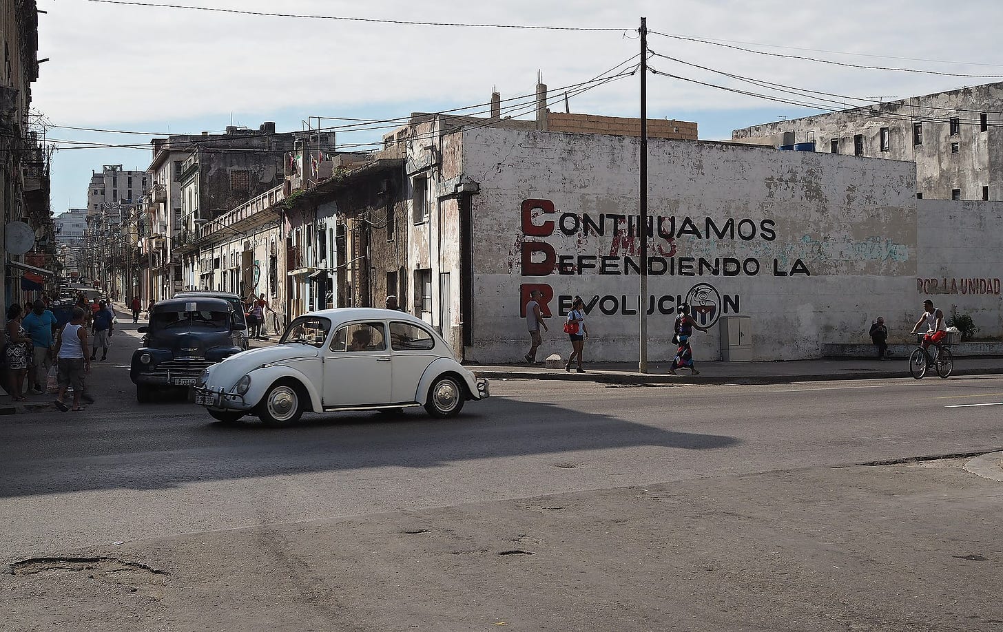 Needles and rum in Havana