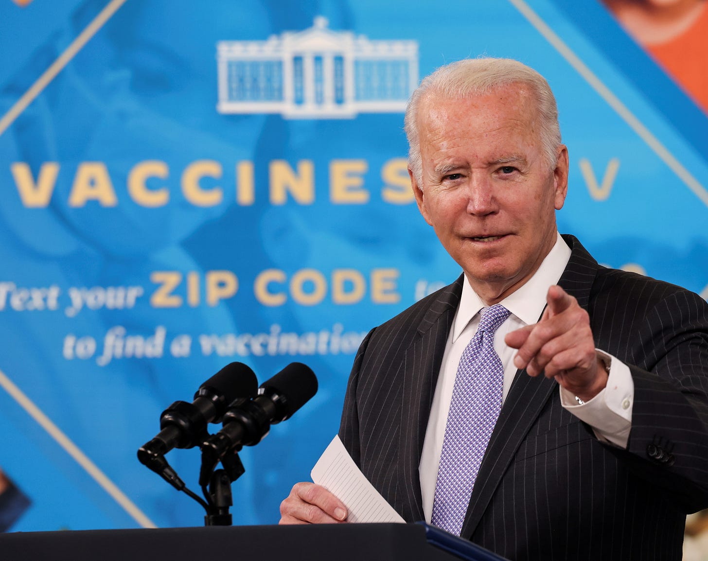 Ten states sue Biden administration over COVID-19 vaccine mandate for U.S.  health workers | Reuters