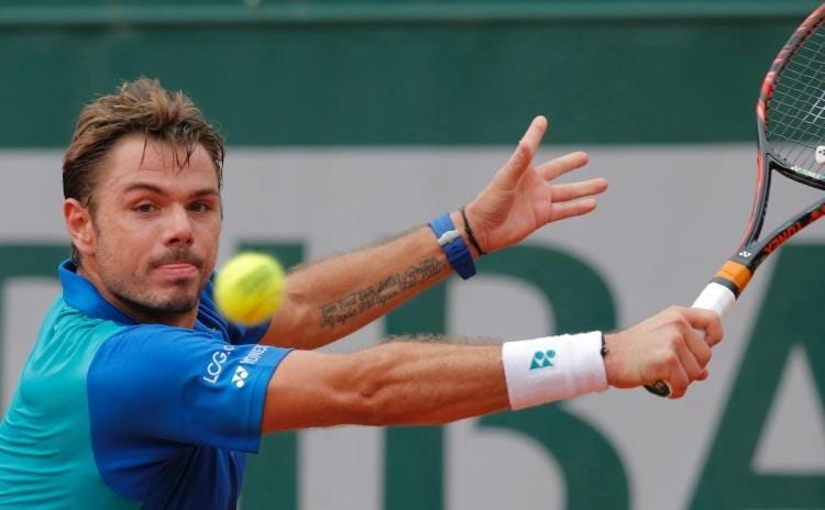 stan wawrinka knocks fabio fognini out of 2017 french open images