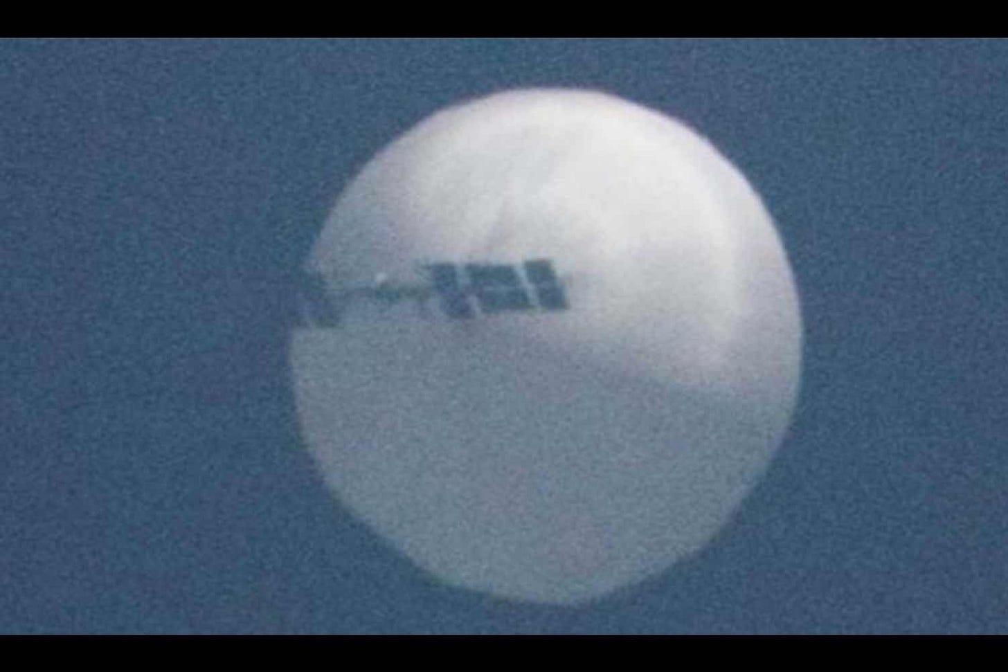 Pentagon: This is a Chinese spy balloon that was just spotted over Montana this evening ��