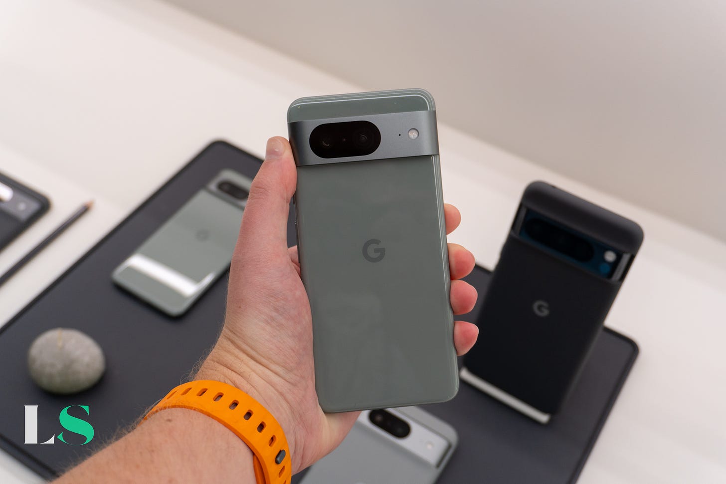 Google Pixel 8 in Hazel at the event in New York City.