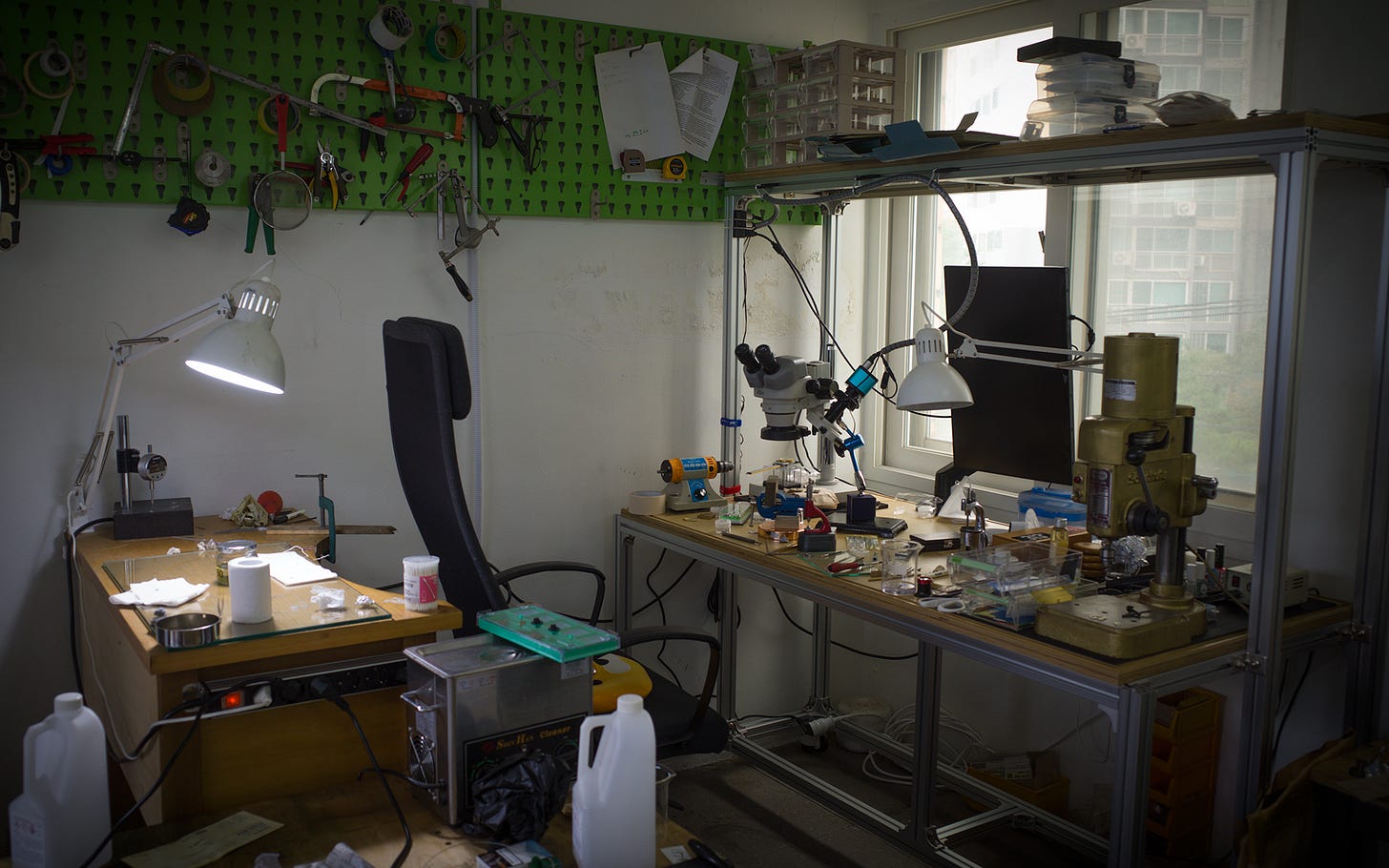 VISITING INDEPENDENT WATCHMAKER MINHOON YOO IN SEOUL