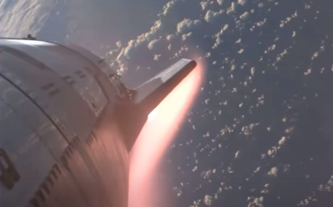 thermal - Has any vehicle prior to Starship's IFT3 "taken a selfie" during  reentry? - Space Exploration Stack Exchange