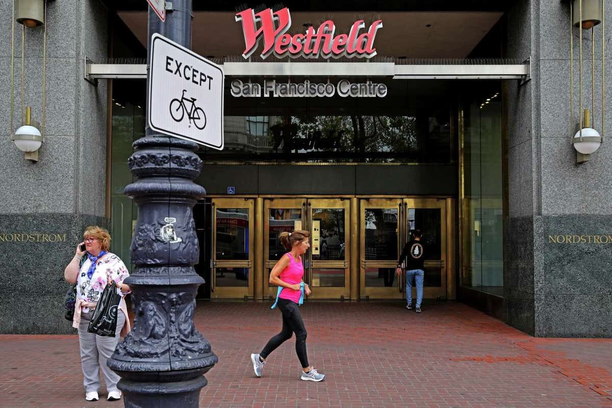 Westfield San Francisco Centre is defaulting on its loan and giving up its Union Square property.