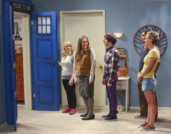 dr who door for amy sheldon big bang theory 2015