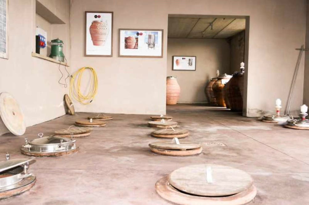 amphorae room