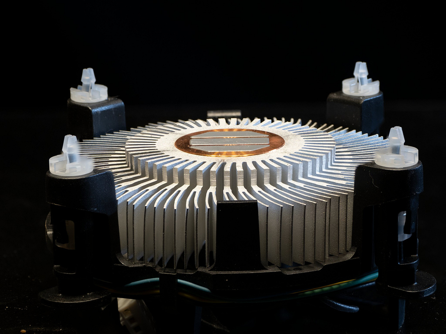 Computer fan and heat sink