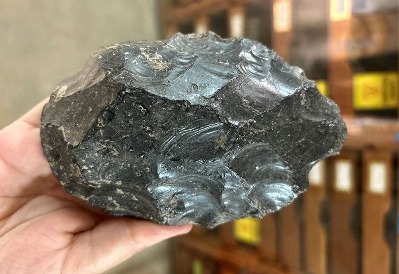 1.2-million-year-old obsidian handaxe