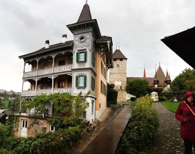 spiez castle