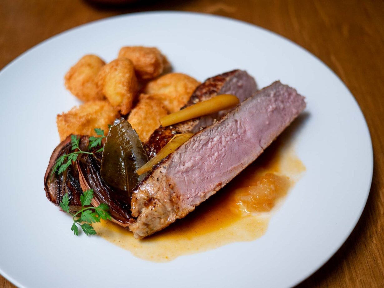 Côte de veau, pommes dauphine, échalote confite