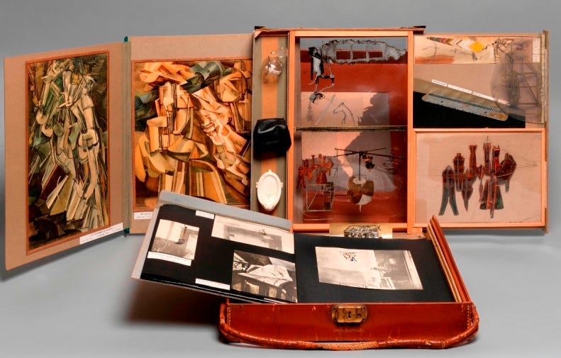 File:Boîte en valise de Marcel Duchamp.jpg - Wikimedia Commons