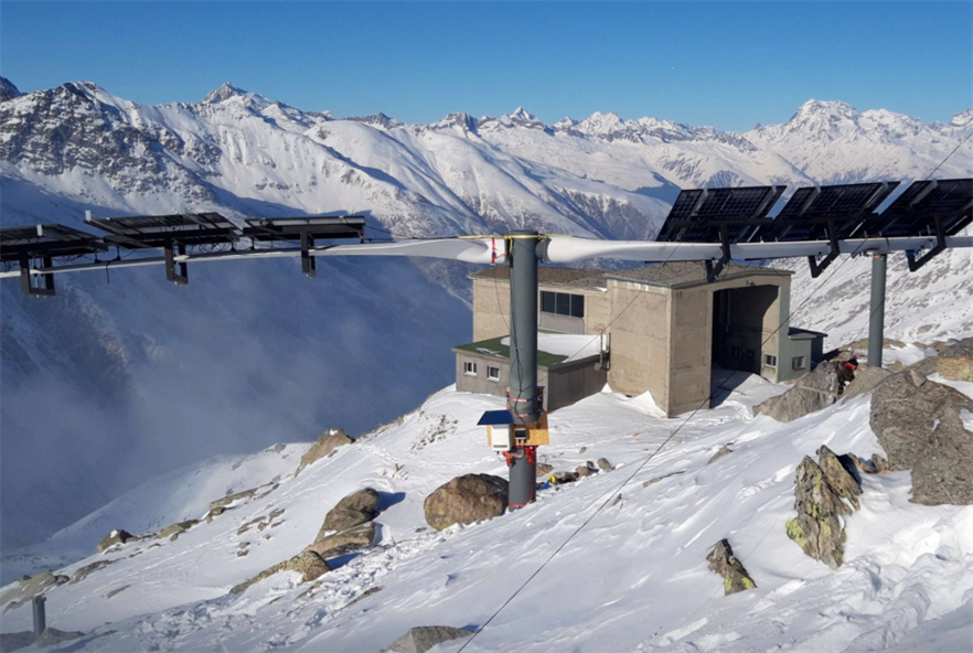 A model of Turn2Sun's prototype 'Blade2Sun' was installed for testing in the Swiss Alps