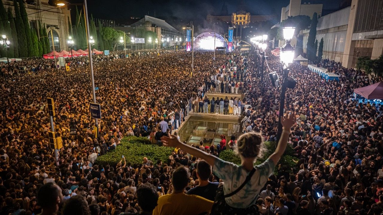 La Mercè 2024 en Barcelona: más localizaciones, cultura popular y un  piromusical con la firma de Rosalía | El Periódico