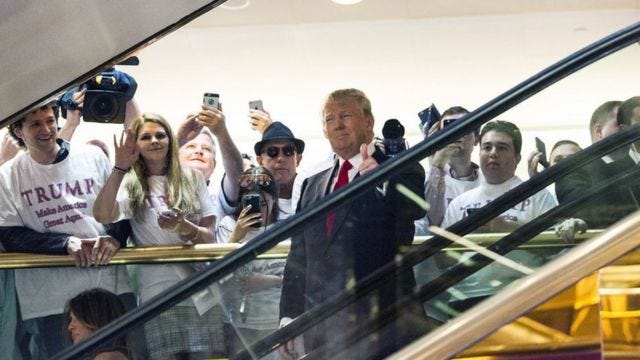 トランプ氏が大統領選に出馬した4年前のあの日 当時の予想は - BBCニュース