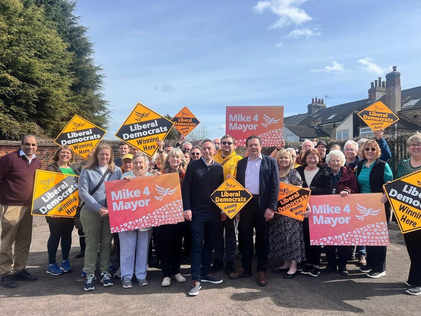 Mike Ross and a crowd of Lib Dems