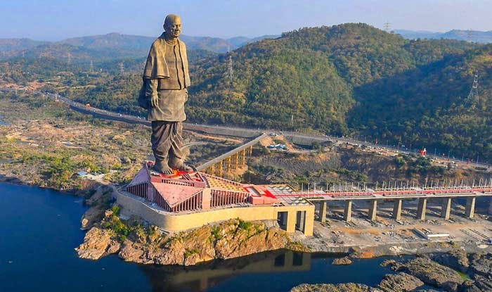 PM Modi Unveils Sardar Patel's 'Statue of Unity' in Gujarat; Oppn Asks Why  no Bigger Statue For Mahatma Gandhi | India.com