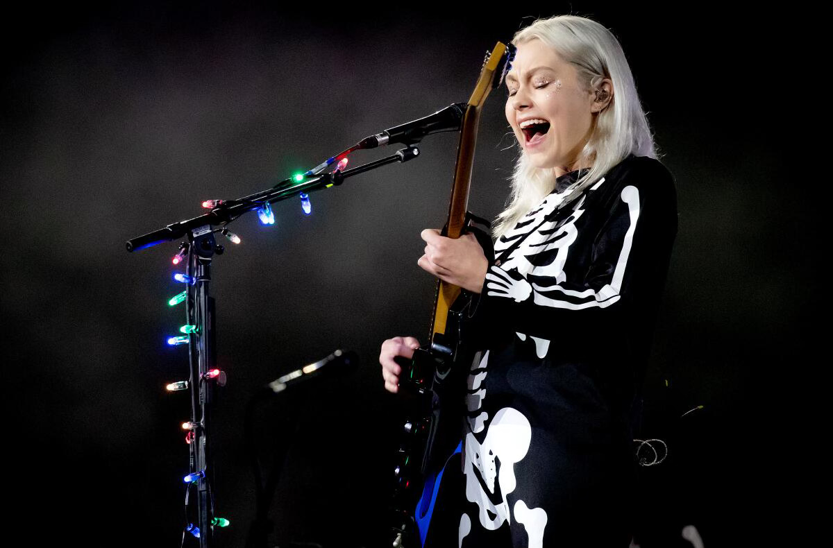 singer/ songwriter Phoebe Bridgers