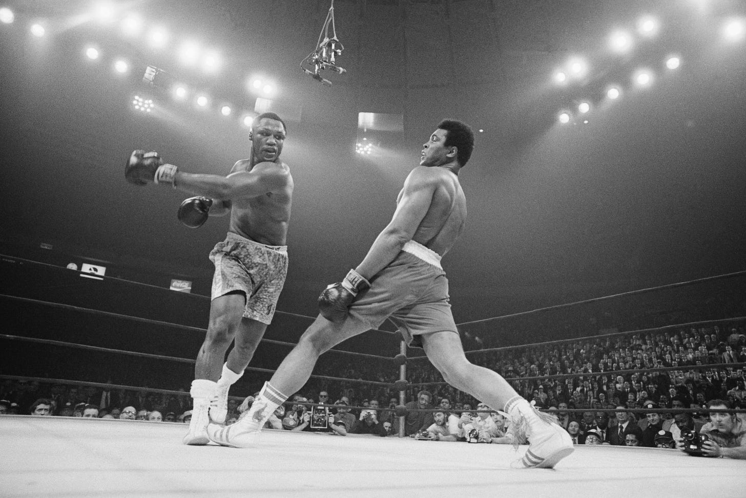 Ali vs. Frazier: The Fight of the Century 50 years on | Daily Sabah