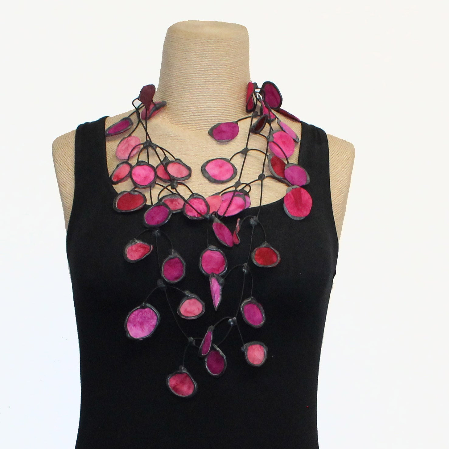 Annemieke Broenink Necklace, Ink, Magenta – Santa Fe Weaving Gallery