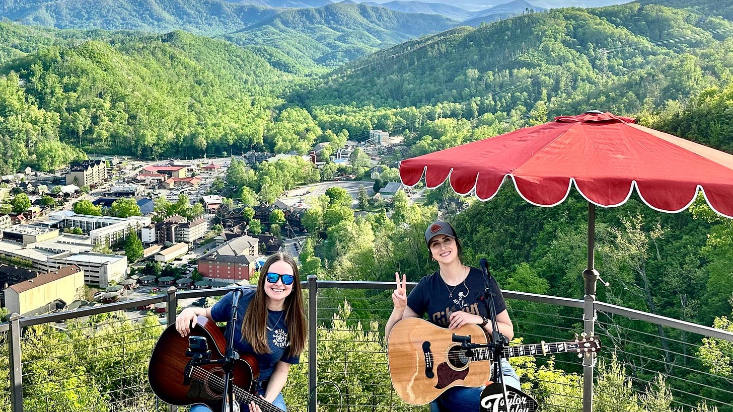 taylor & tori