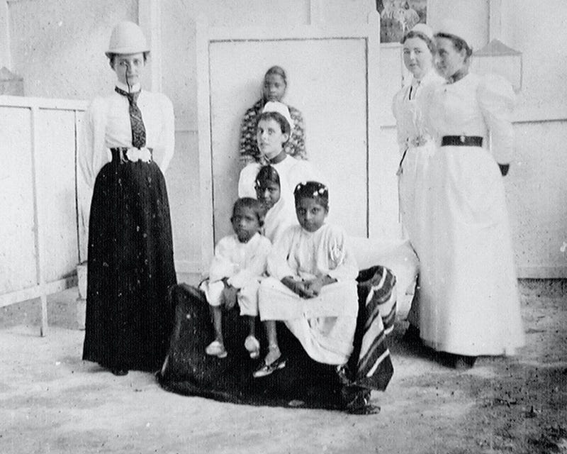 Staff and patients at Wari Bunder Hospital, Bombay, 1896 Staff and patients at Wari Bunder Hospital, Bombay, 1896