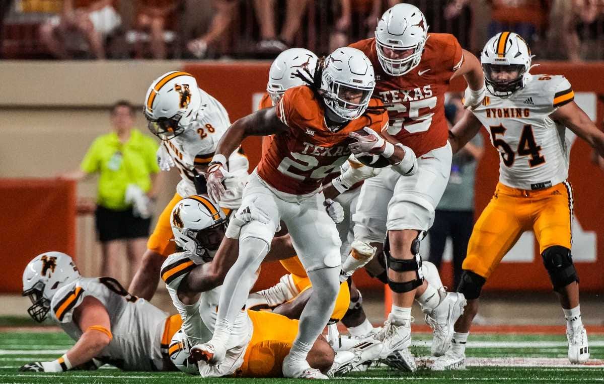 Texas Longhorns DB Jahdae Barron Provides Consistency In Win Over Wyoming -  Sports Illustrated Texas Longhorns News, Analysis and More