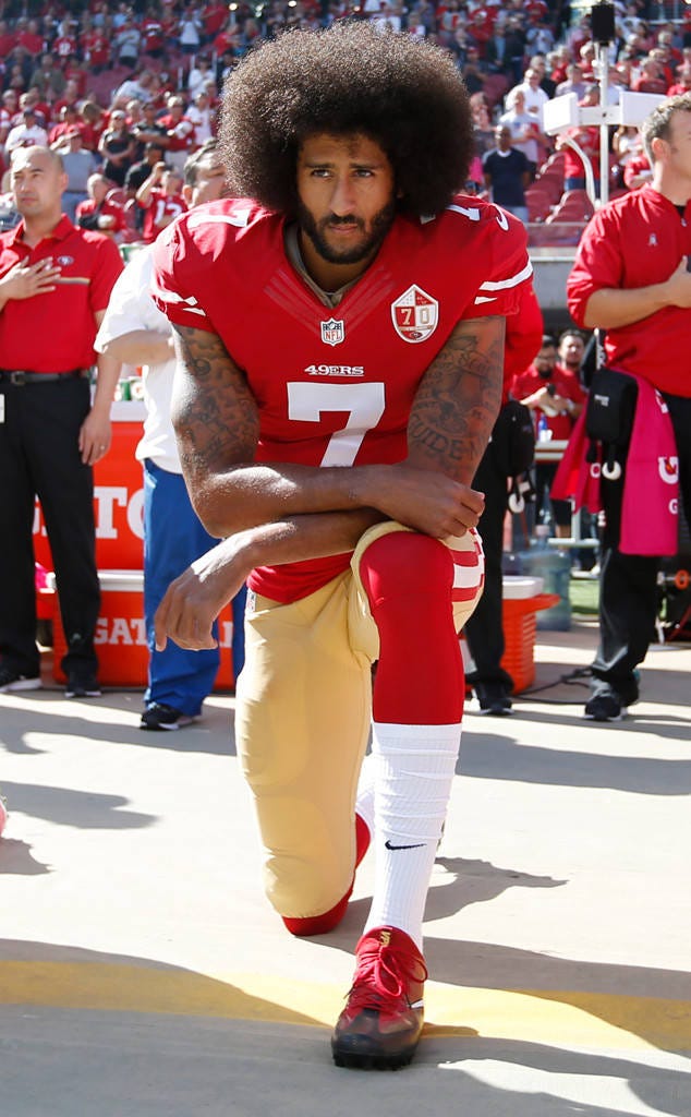 rs_634x1024-161116083232-634-Colin-Kaepernick-kneeling ⋆ Football Absurdity