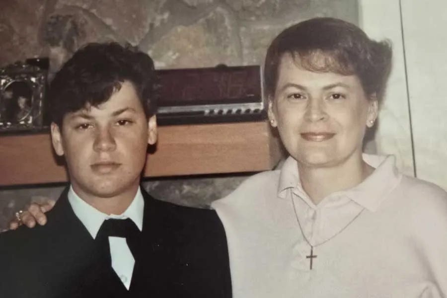 Elaine Rodriguez—pictured with her mother, Maria,—was 23 when she left their Florida home for Navy boot camp. 