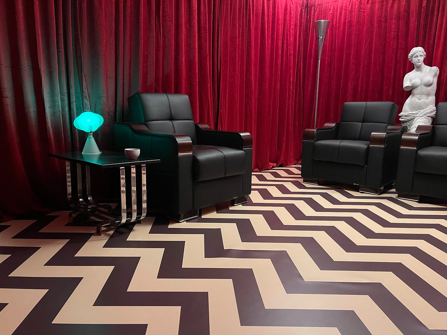 Twin Peaks Tour — TWIN PEAKS' THE RED ROOM, a.k.a., THE ...