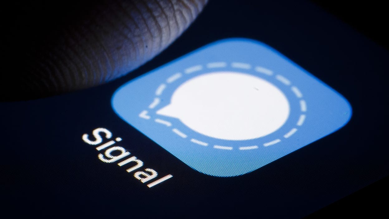 What is Signal? The basics of the most secure messaging app. | Mashable