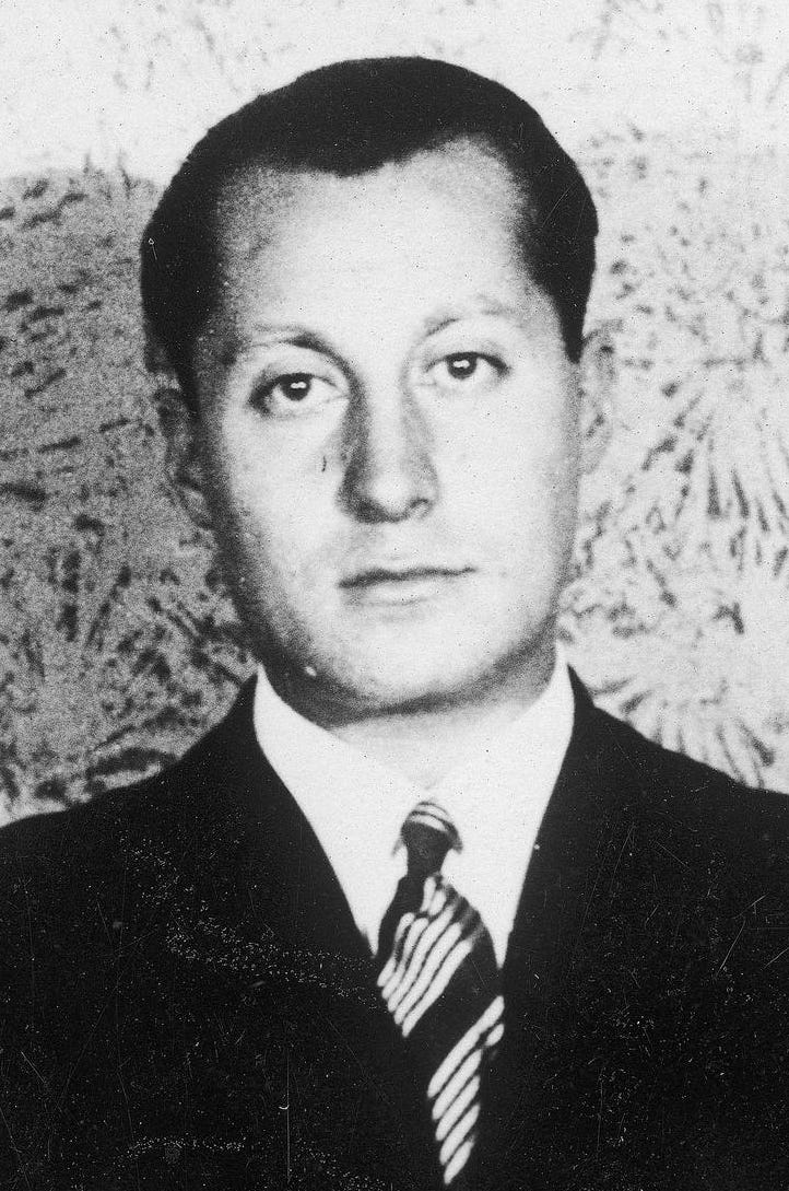 File:José Antonio Primo de Rivera ValdecasasRuizAldaPrimo.jpg - Wikimedia  Commons