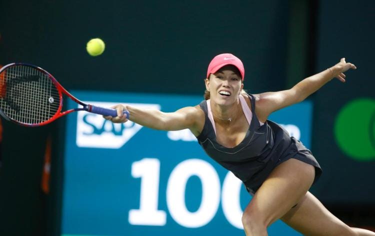 danielle collins knocks venus williams out of miami open 2018