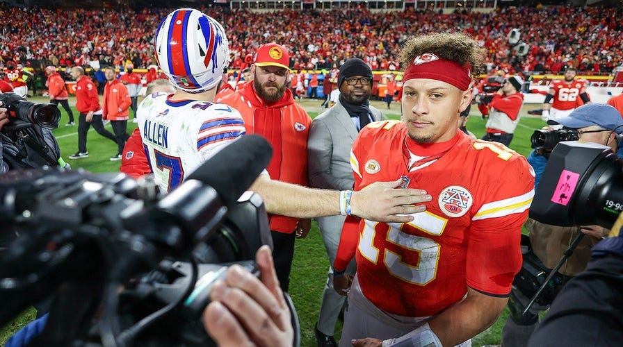 Patrick Mahomes gives Josh Allen an expletive earful after frustrating end  to game