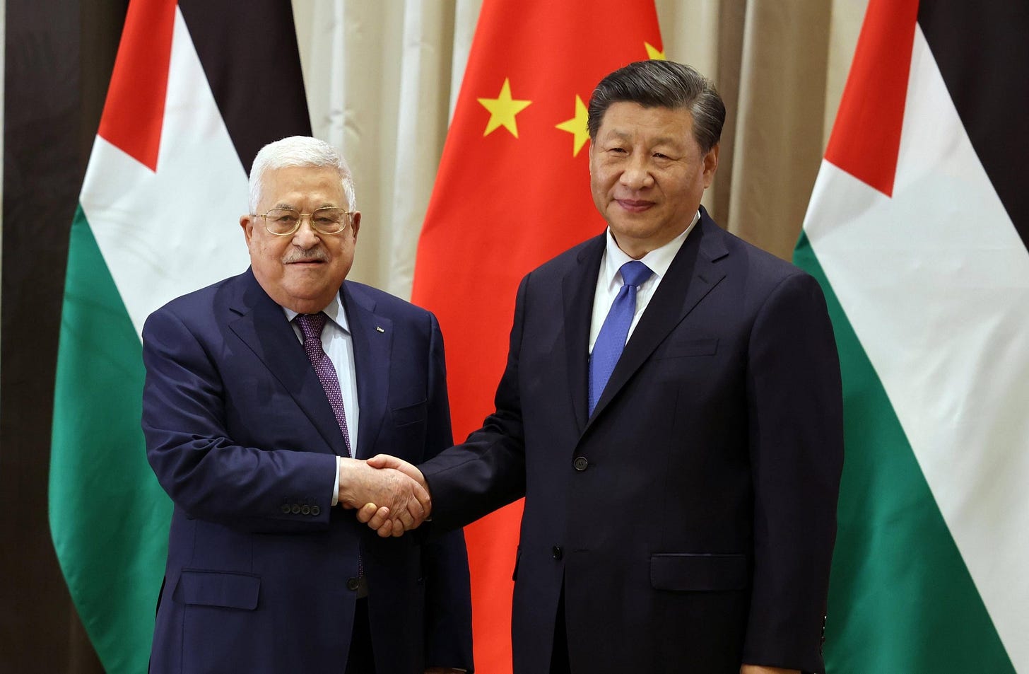 Chinese President Xi and Palestinian Authority Chairman Mahmoud Abbas | 