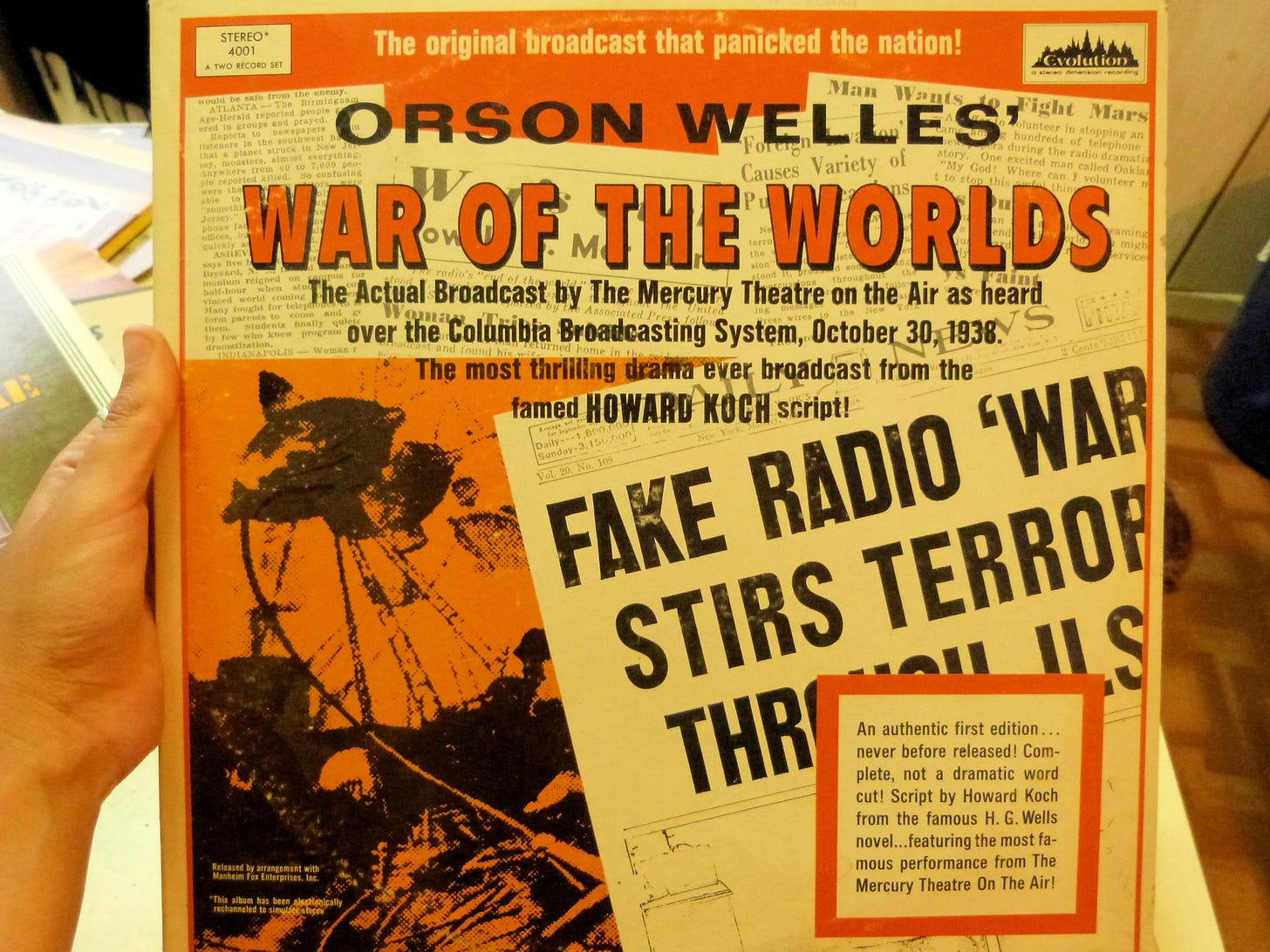 Panic in the streets? How Orson Welles' 1938 "War of the Worlds" broadcast  really went down