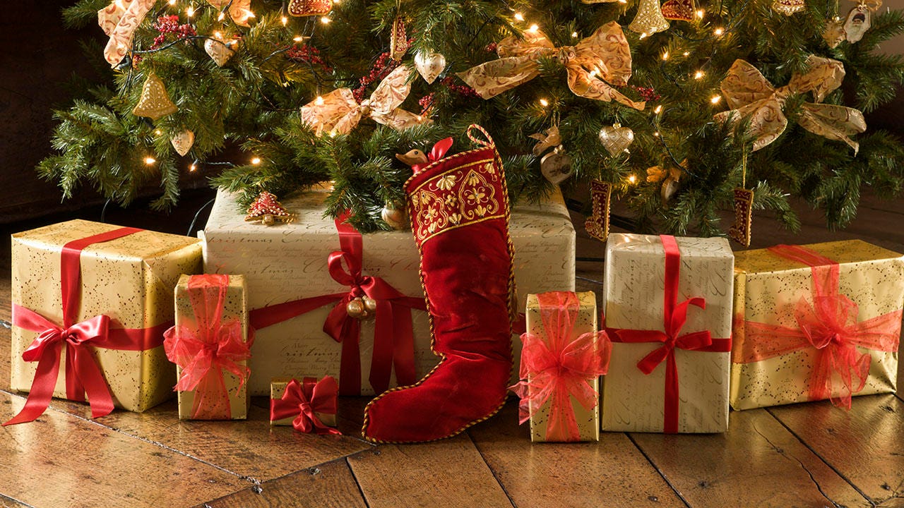 What Are The Different Gifting Options Available For Christmas?