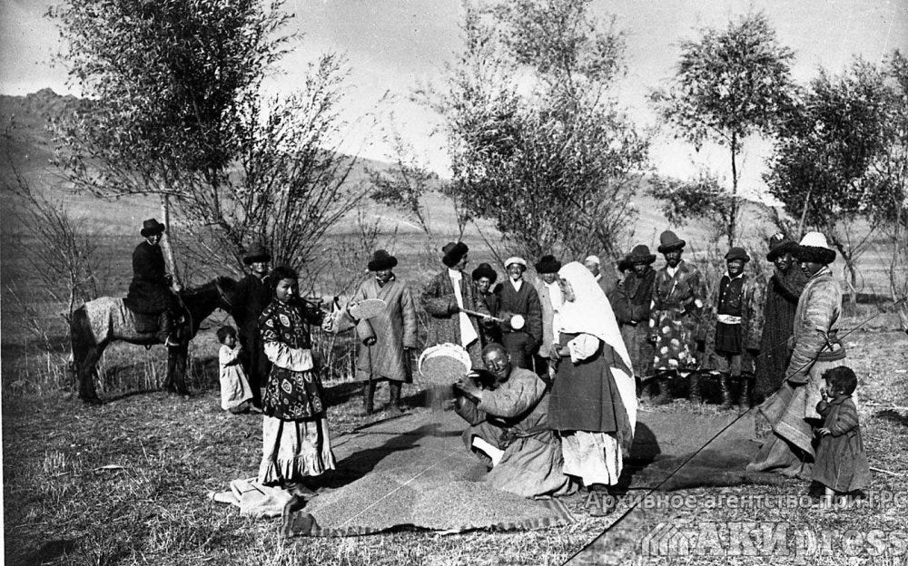 Из обрядовой жизни кыргызов начала XX века: Сватовство(2 часть)