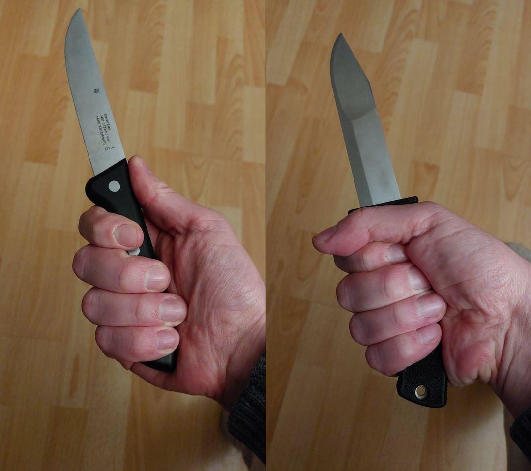Do you grab your knife with your thumb extended? I noticed that my new knife's  grip doesn't let me hold it my "natural" way like I do in the 1st pic :