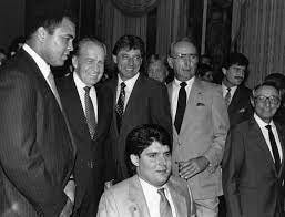 Uživatel The Buoniconti Fund / Miami Project na Twitteru: „Muhammed Ali,  Richard Nixon &amp; Joe Namath with Marc at a past Great Sports Legends  Dinner to benefit #BuonicontiFund https://t.co/xU0J9cDb3y“ / Twitter
