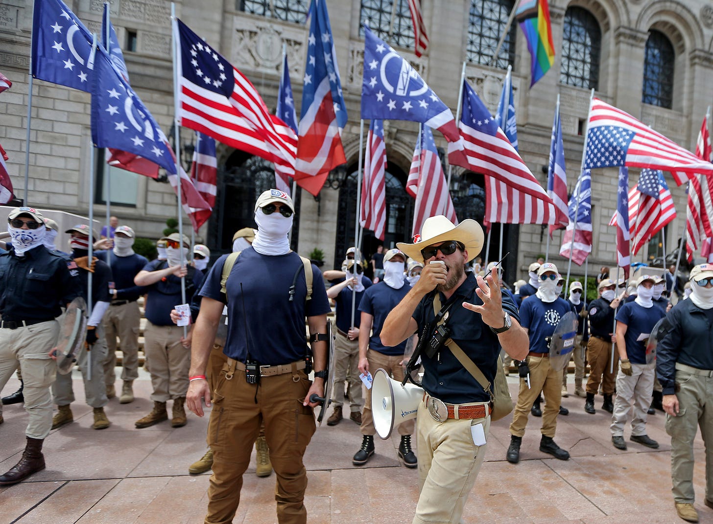 Veterans group presses state and local prosecutors to go after far-right Patriot  Front