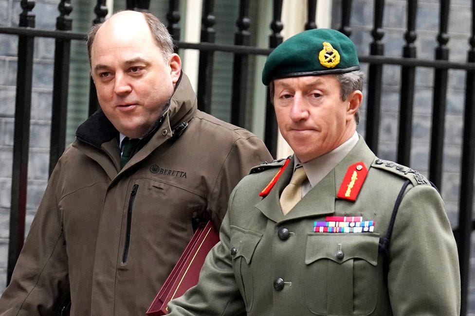Gen Gwyn Jenkins, right, pictured with the former Defence Secretary Ben Wallace, received warnings about SAS raids.